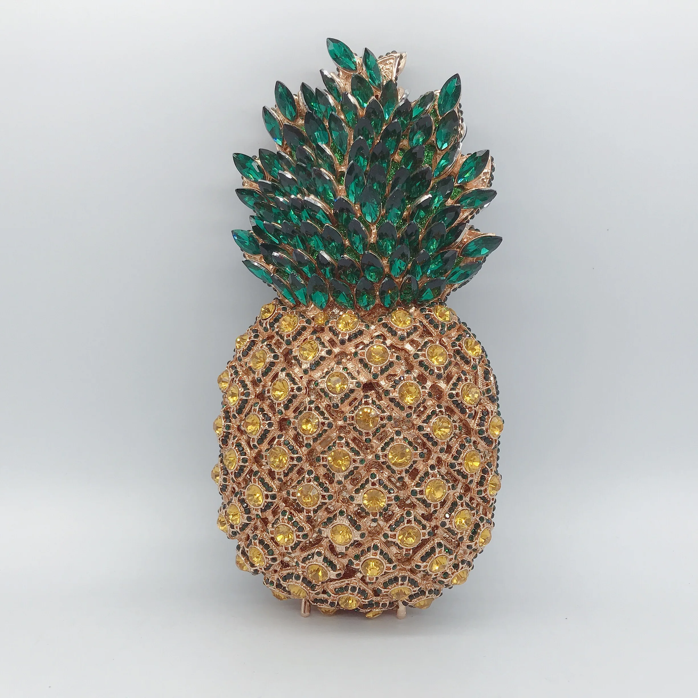 Lifelike Pineapple Clutch, Tropical Fruit Theme Party Bag for Women. OEM Custom Novelty Purse, Low MOQ Wholesale from Factory Di