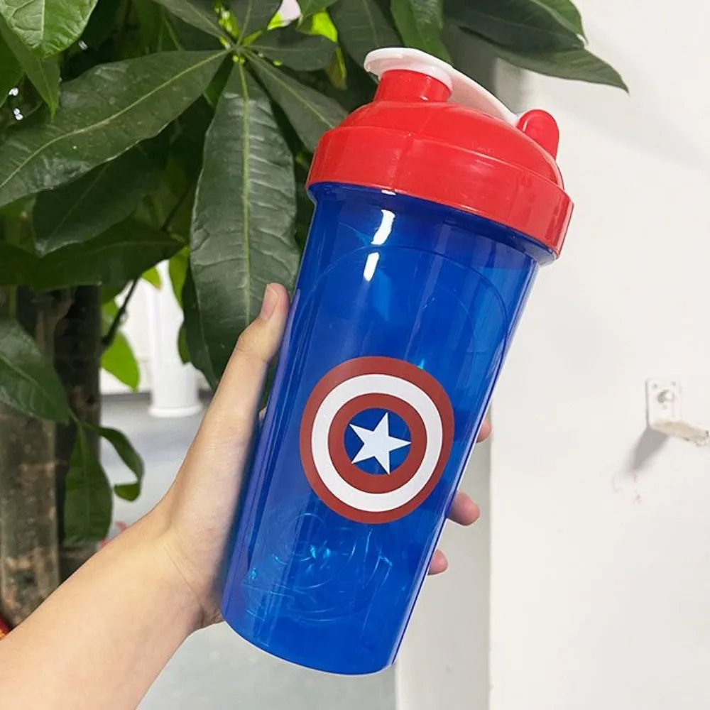 Disney Avengers anime 600ml Batman demir adam çalkalama kabı ev büyük kapasiteli protein tozu plastik bardak spor spor su bardağı