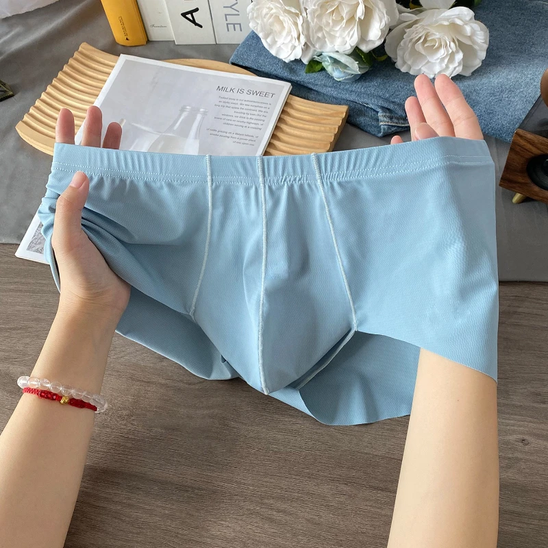 

Мужские бесшовные шорты-боксеры из ледяного шелка, ультратонкое нижнее белье, трусики с U-образной сумкой, однотонные боксеры, плавки, подростковые дышащие трусы