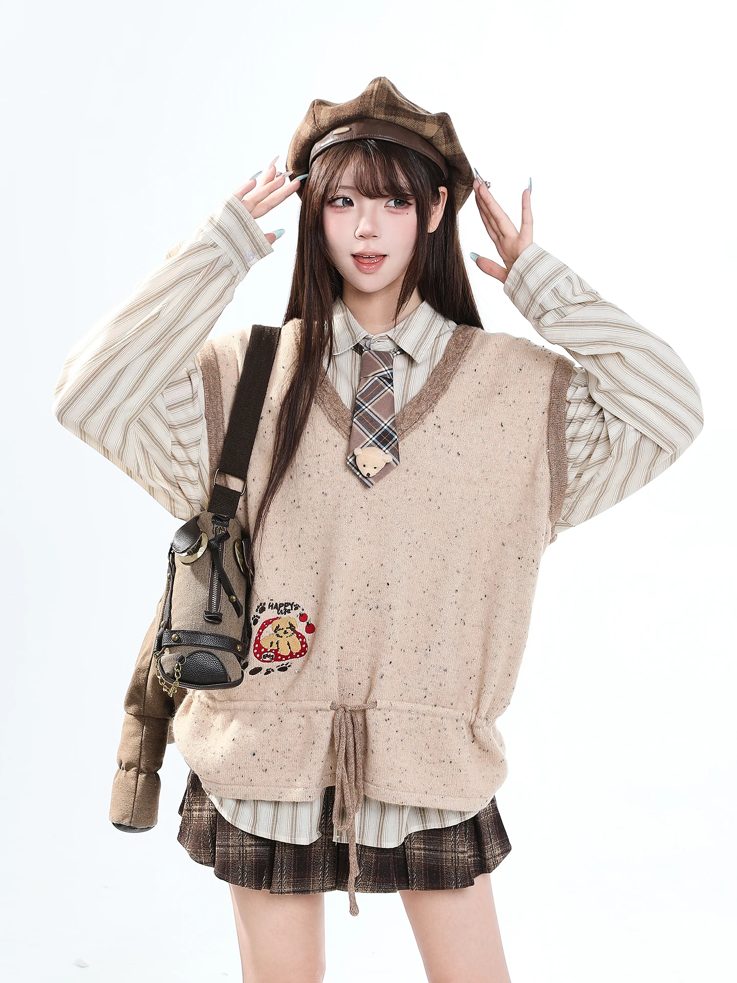 Gilet in maglia con scollo a V - Embroidery Vest recensione e prezzo