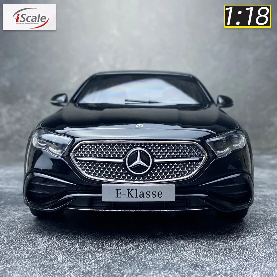 Iscale skala 1:18 baru Benz e-kasse E450 W214 baru model mobil sedan dekorasi statis hadiah liburan model koleksi