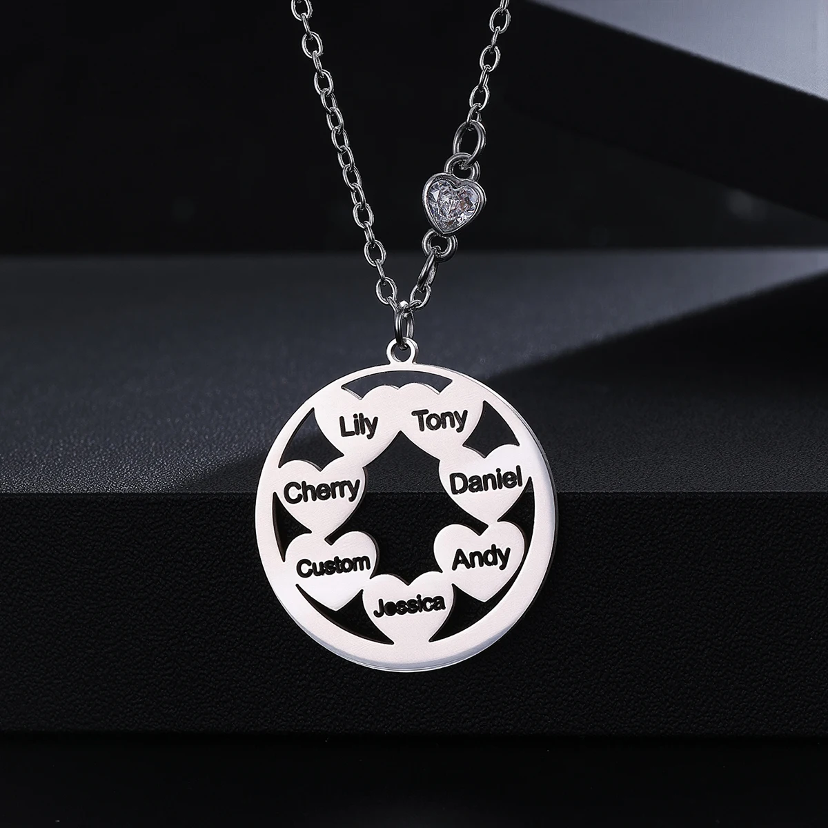 

Custom Name Stainless Steel Round Hollow Heart Necklace Custom Multiple Names Women's Fashion Trendy Pendant Necklace