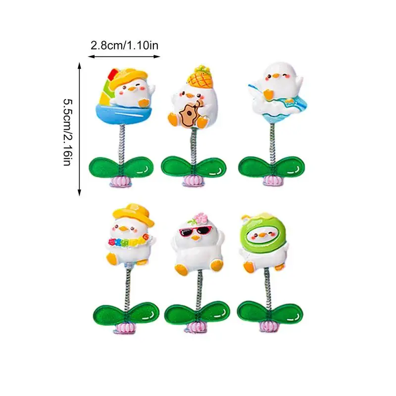 Shakinng Duck Dashboard Decorations Car Window Resin Duckling Decorations Non-Marking Car Interior Decors For Desk Bedside Table