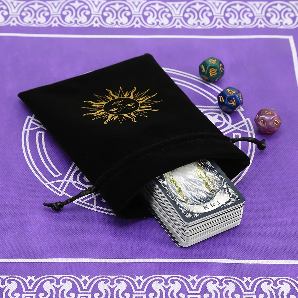 1 stücke Schwarz Samt Tarot Lagerung Tasche Mini Kordelzug Paket Hexe Wahrsagerei Kristall Tasche Tasche Würfel Halter Brettspiel Gold – Detail 3