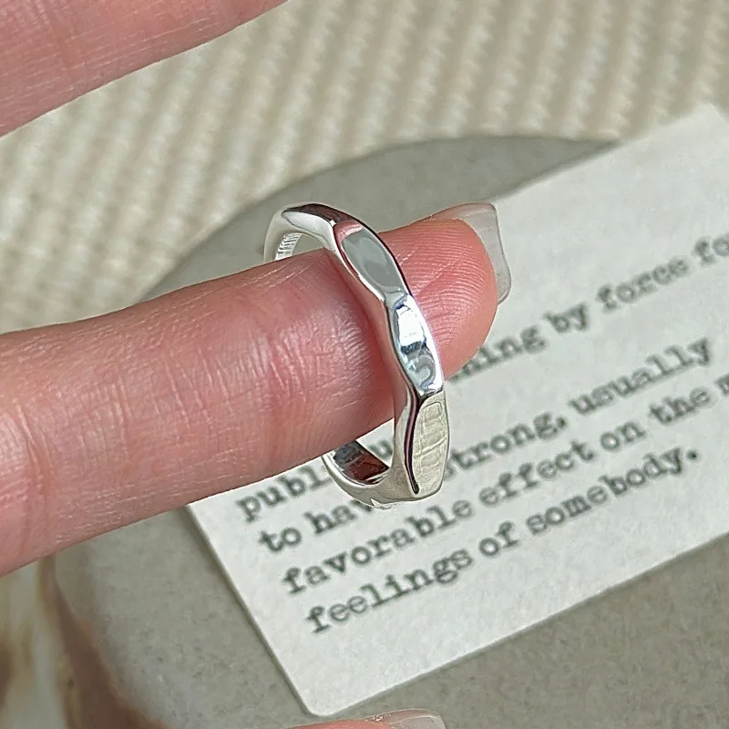 

[Cciris.Com] S925 Silver Textured Ring Korean Vintage Minimalist Wholesale Stacking Jewelry for Women