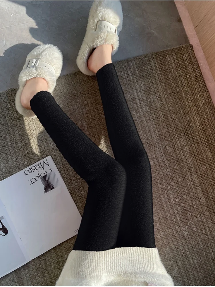Leggings in pile di visone ispessito per capispalla autunno inverno da donna Pantaloni caldi lavorati a maglia Leggings elastici aderenti dimagranti