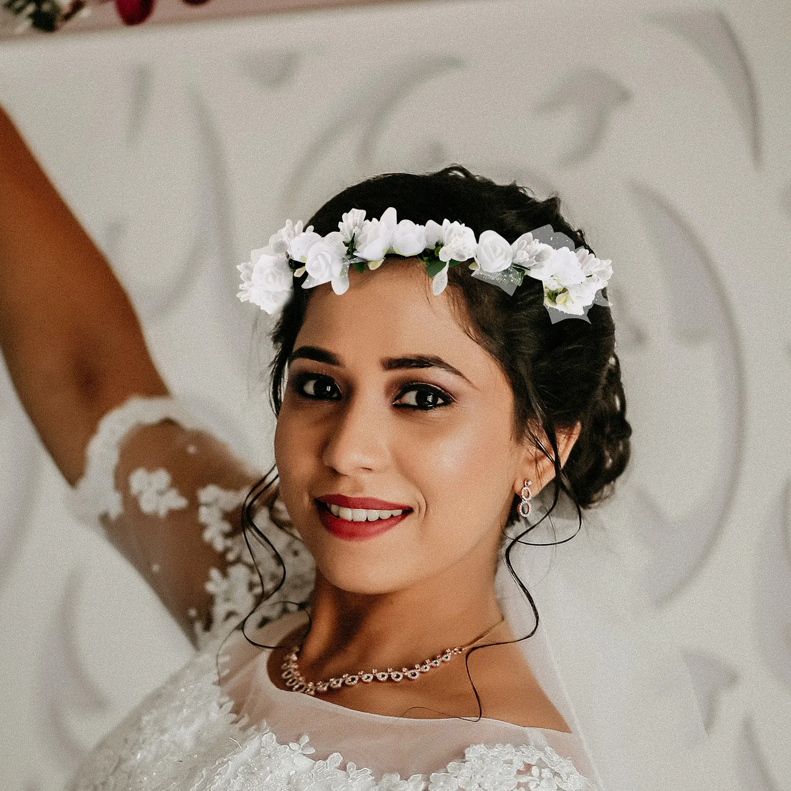 

Flower Crown Headband Bridal Hair Accessories Wedding Flower Girl Headband Beach Photo Prop Elegant Crown Formal Event Hairstyle