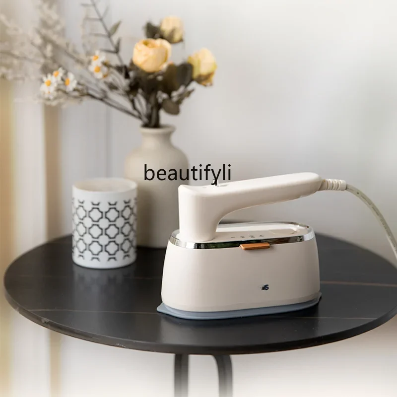 E132 Handheld Pressing Machines Household Small Portable Ironing Machine Iron