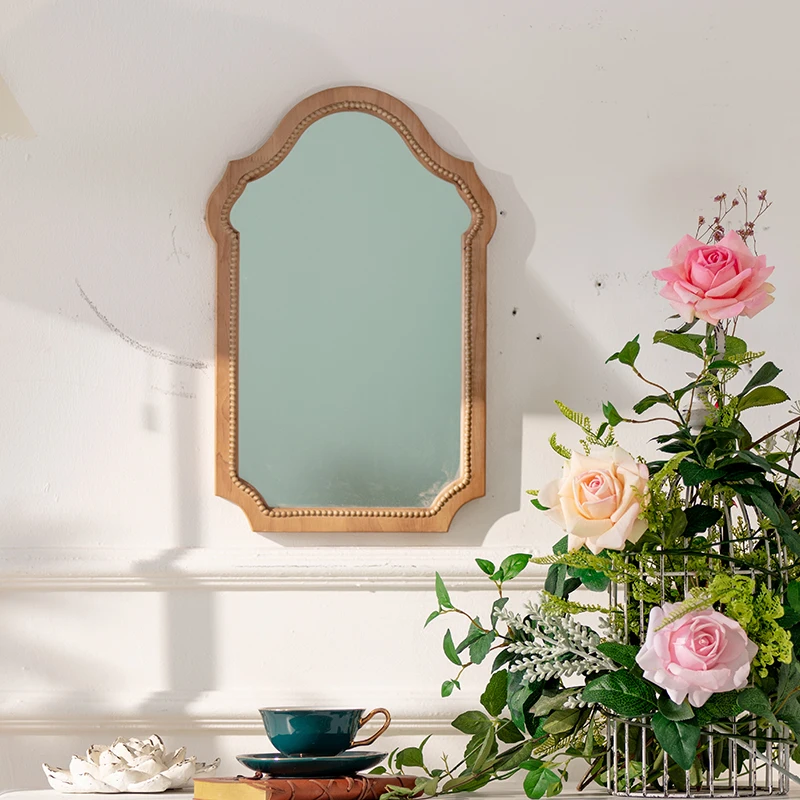 Wood wind apartment bathroom mirror Solid wood makeup mirror Retro decorative mirror for coffee shop