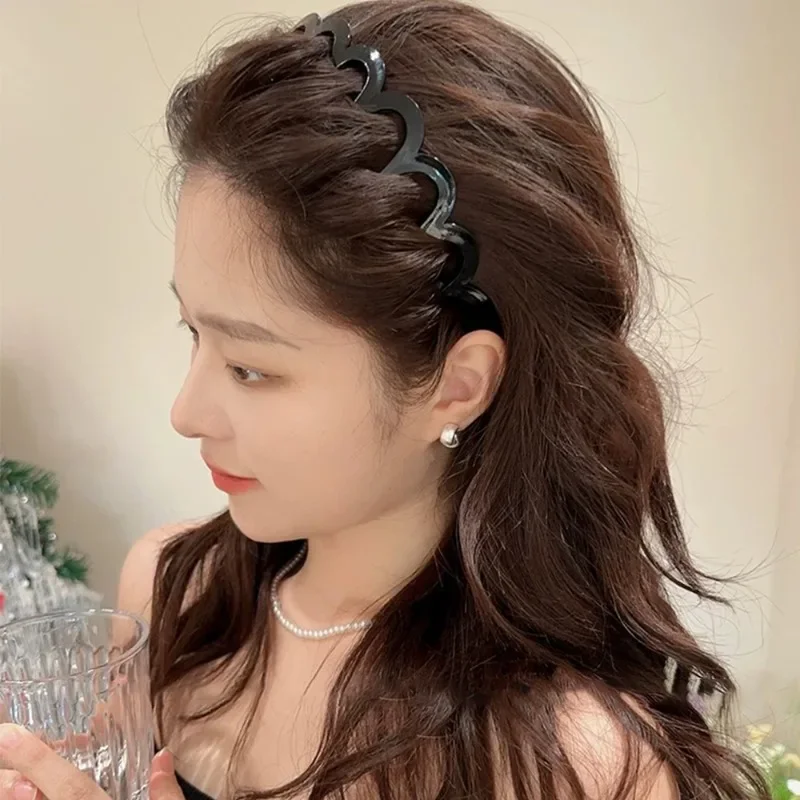 2025 новые модные волнистые повязки на голову для женщин, спортивная повязка для мытья лица, летние черные зубчатые нескользящие ленты для волос, аксессуары для волос