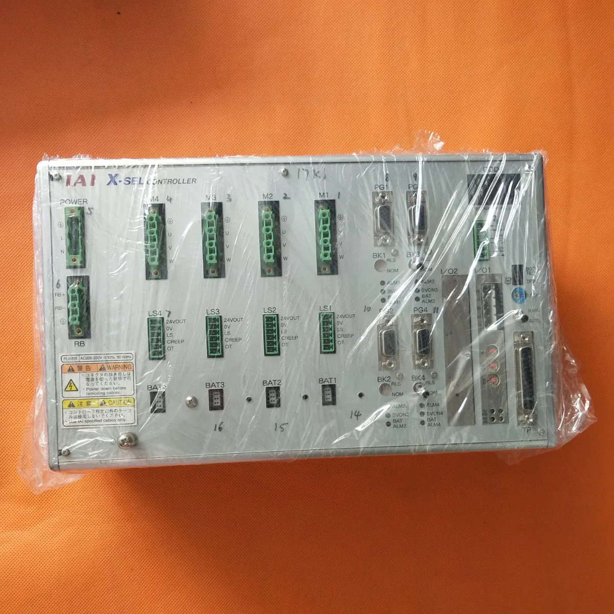 Original IAI XSEL-J-4-100A-100A-200AB-100IL-CC-EEE-0-2 Axis Drive Controller