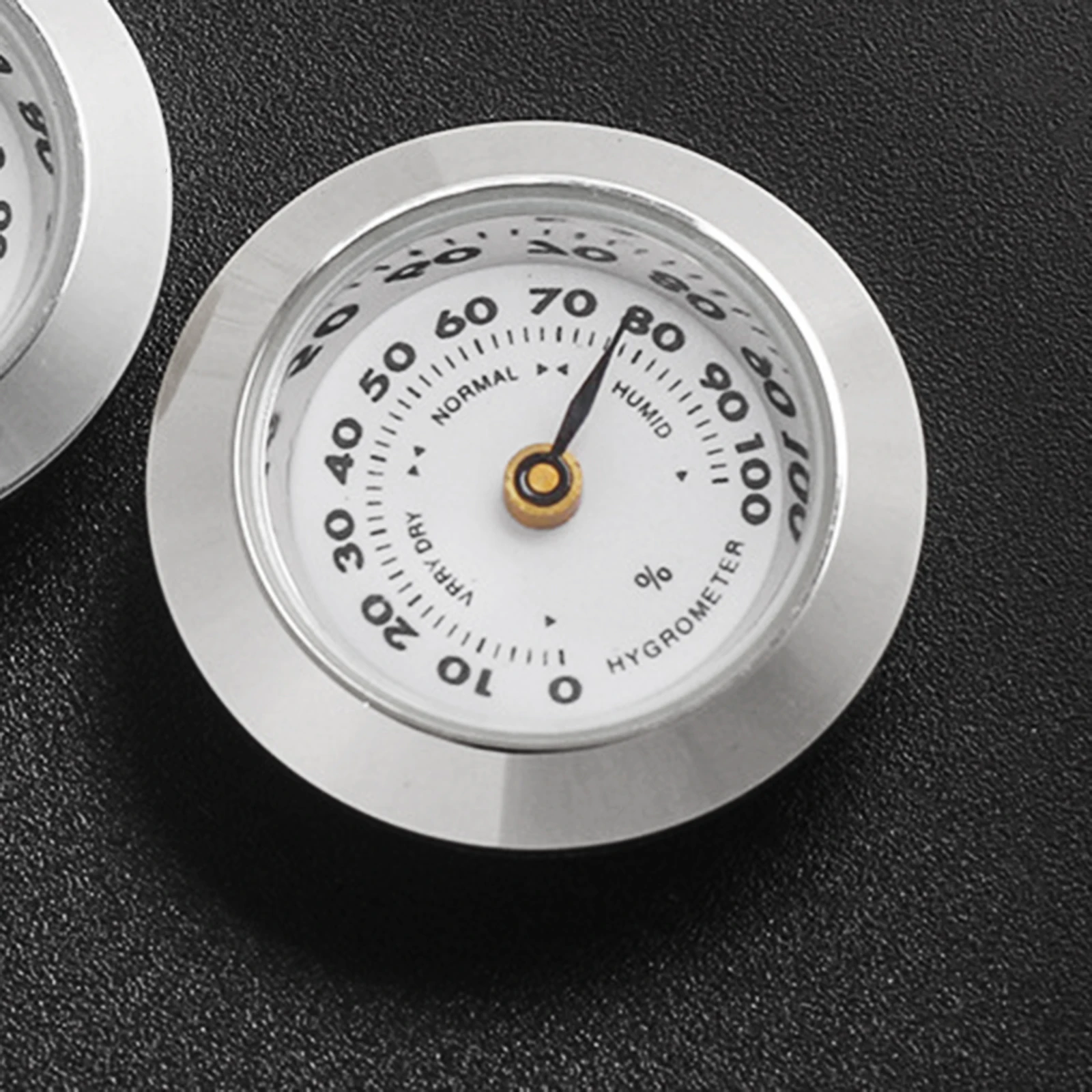 28mm Mini Round Cigar Hygrometer High Precision Moisture Meter Tobacco Humidor Humidity Gauge