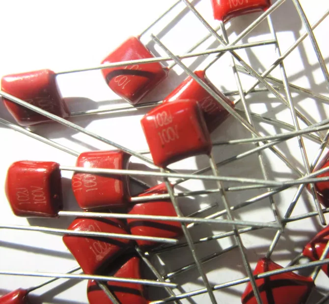 Cbb Capacitor 100V …