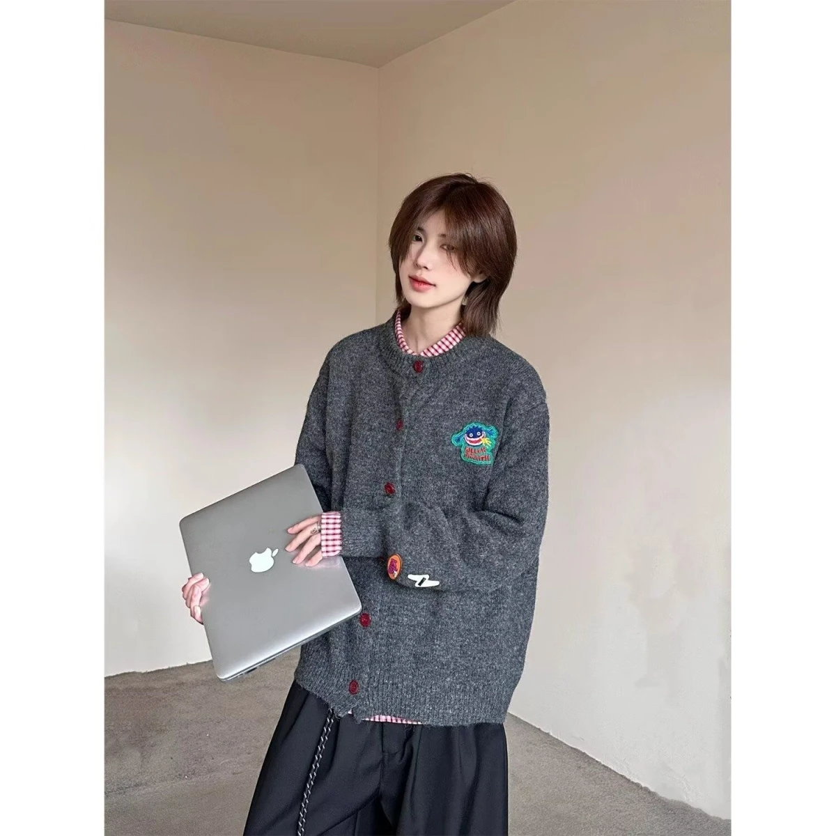 

Повседневный вязаный свитер в американском стиле ретро с v-образным вырезом, мужской цветной открытый кардиган, мягкий полиэстер, длинная зимняя верхняя одежда све