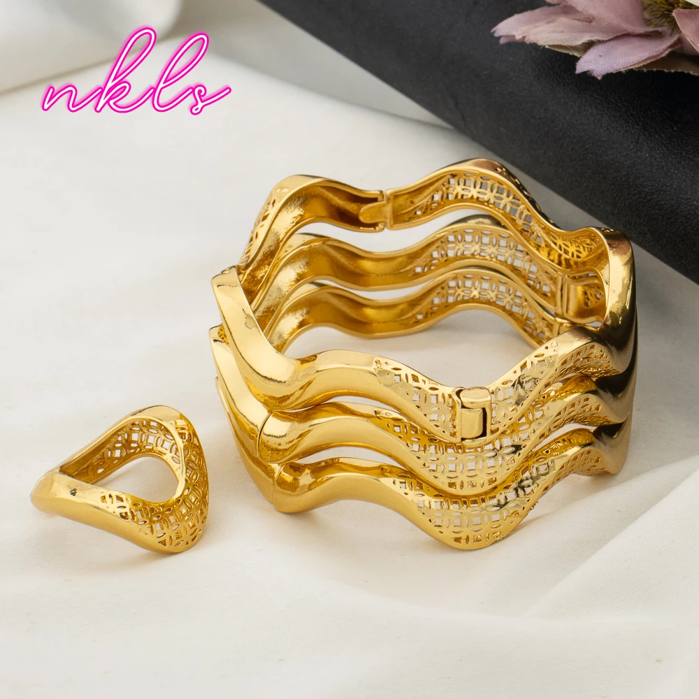 Luxury Gold Color Cuff Bangles with Ring Jewelry Set Plated Brass Jewelry Set Saudi Arab Vintage Bracelet Women Wedding Jewelry