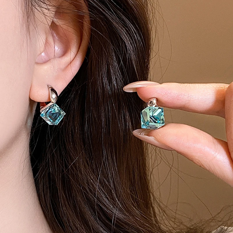 GANPUP Elegante Funkelnde Quadratische Kristall-Ohrhänger für Damen Neue Ohrklemme Modischer Trendschmuck Geschenk für Partys серьги – Detail 4