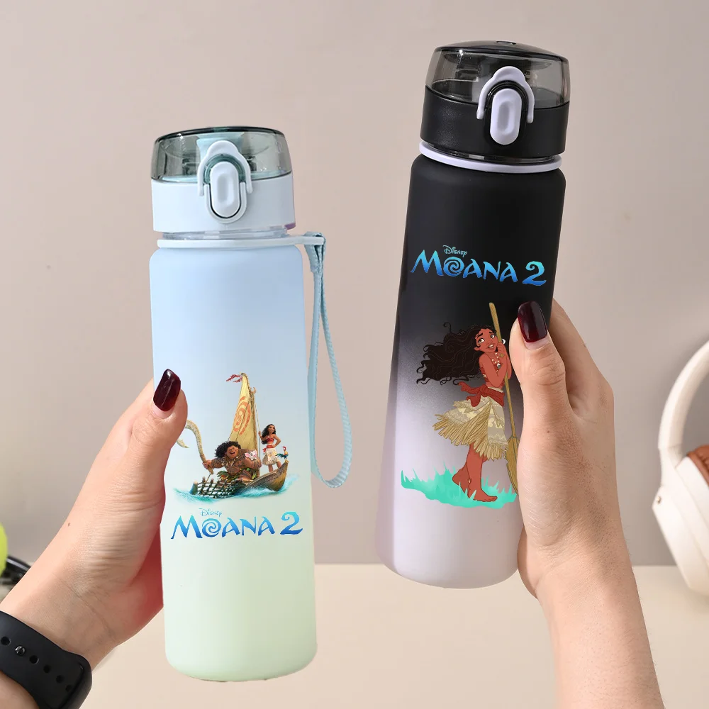 

Disney Moana 2 Maui Kakamora Tia Animation Portable Plastic Gradient Outdoor Sport Water Bottle Child Gift Princess Fitness Run