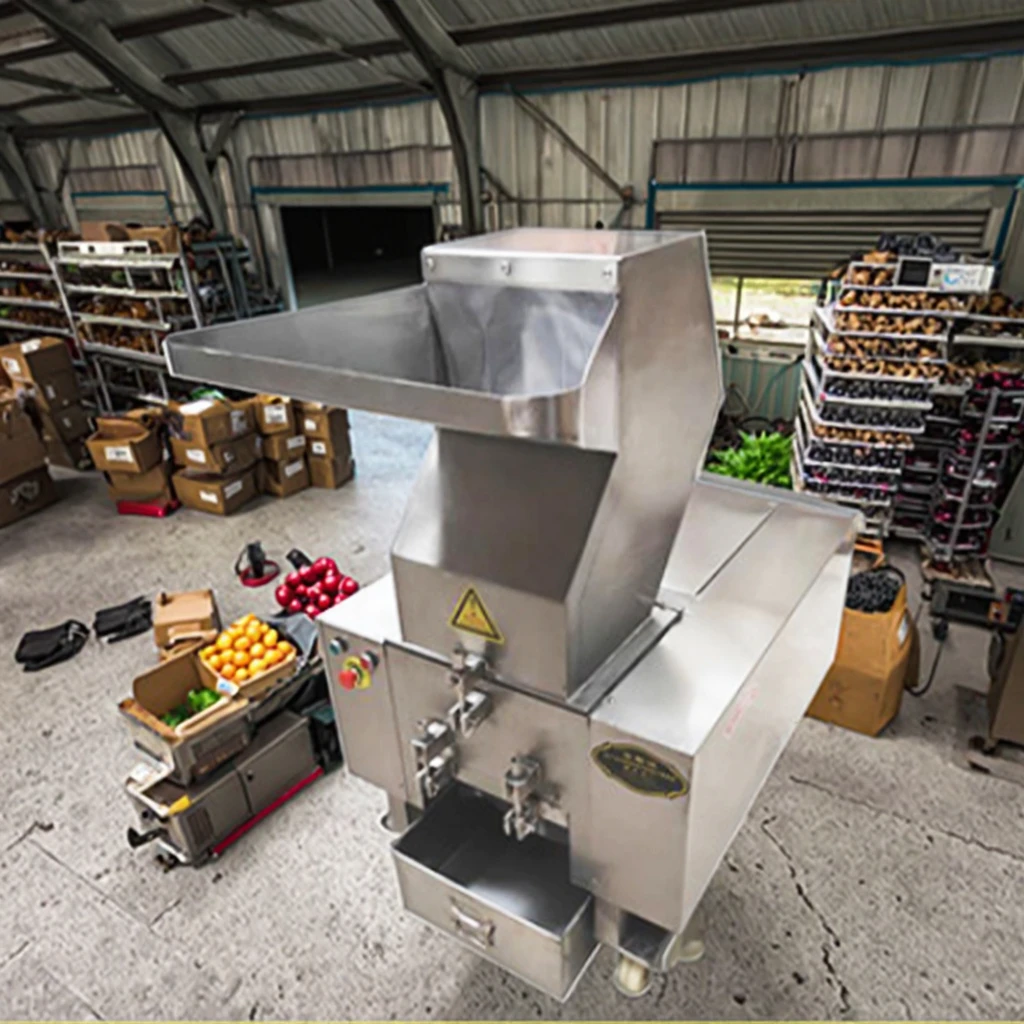 Large-Scale Continuous Operation Coconut Shell Grinder New Condition Home Use Plant Processing Crusher With Core Motor Component