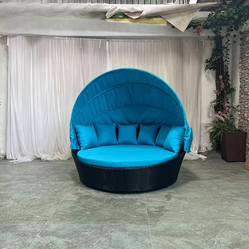 Outdoor bed, hotel bed and breakfast beach seaside rattan bed, simple lounge chair