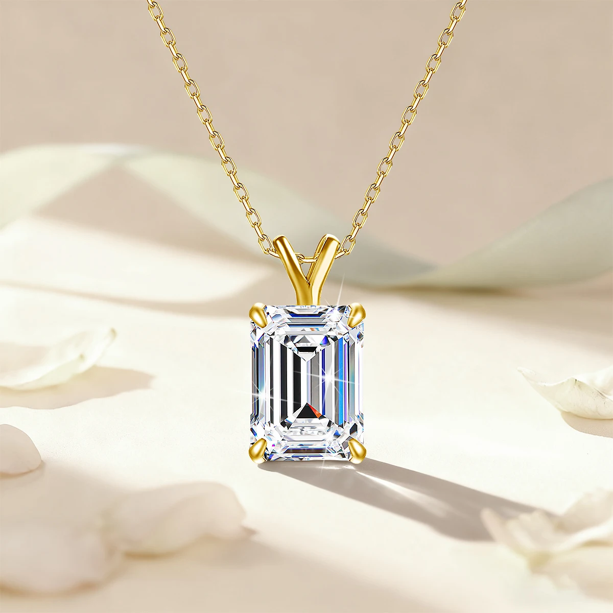 

4carat Emerald Cut Moissanite Pendant Necklaces for Women 925 Silver Plated 18k Gold Rectangle Solitaire Stone Neckchain