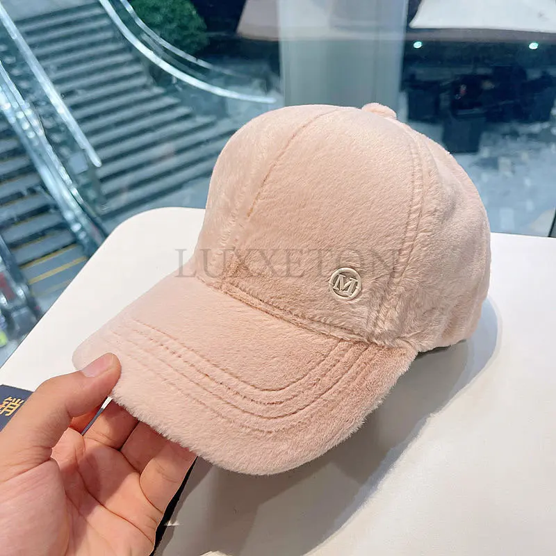 M Letter Rabbit Fur Mixed Hat Autumn and Winter Women\'s All Matching Plush Hat Suitable for Face Baseball Cap  Casual LUXXETON