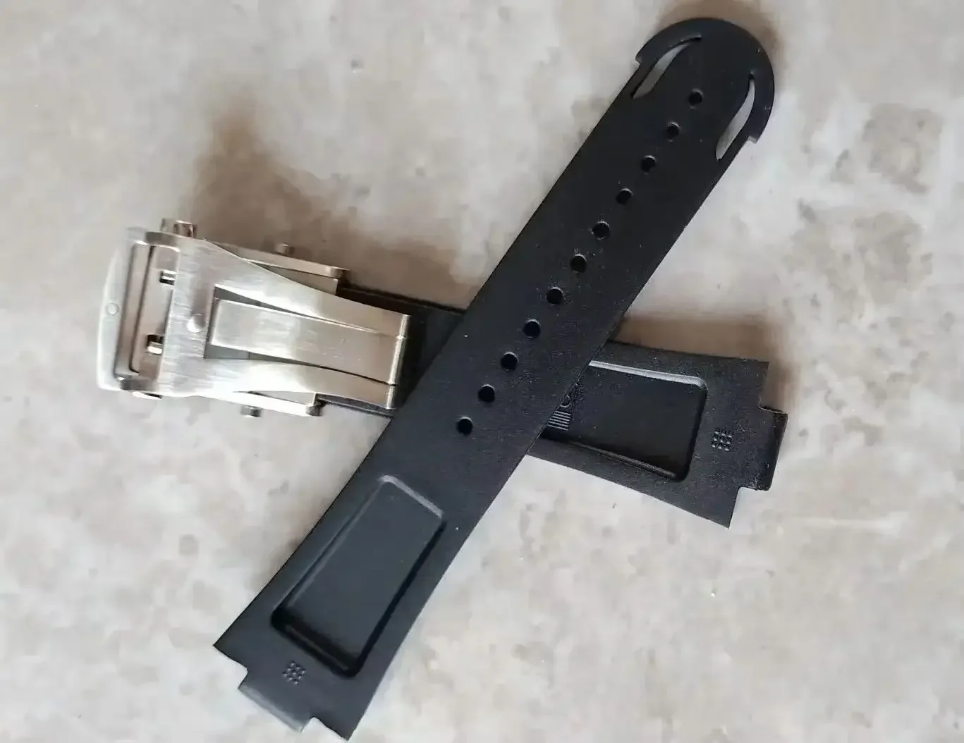 Substitute 26*12mm Black Rubber Watchband For Oris 7653 43.5MM AQUIS Watch Strap Tape Folding Clasp Stock