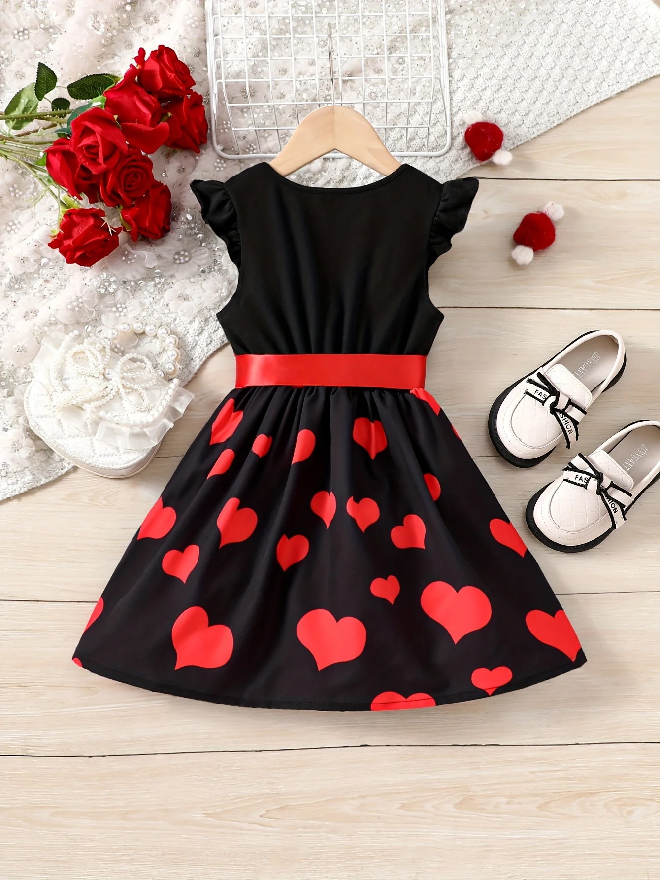 Girls' Fashion Casual Dress with Ruffle Sleeves and Heart Print, Animal Cartoon Bowknot Appliqué Princess Dress, Holiday Party, with Ribbon