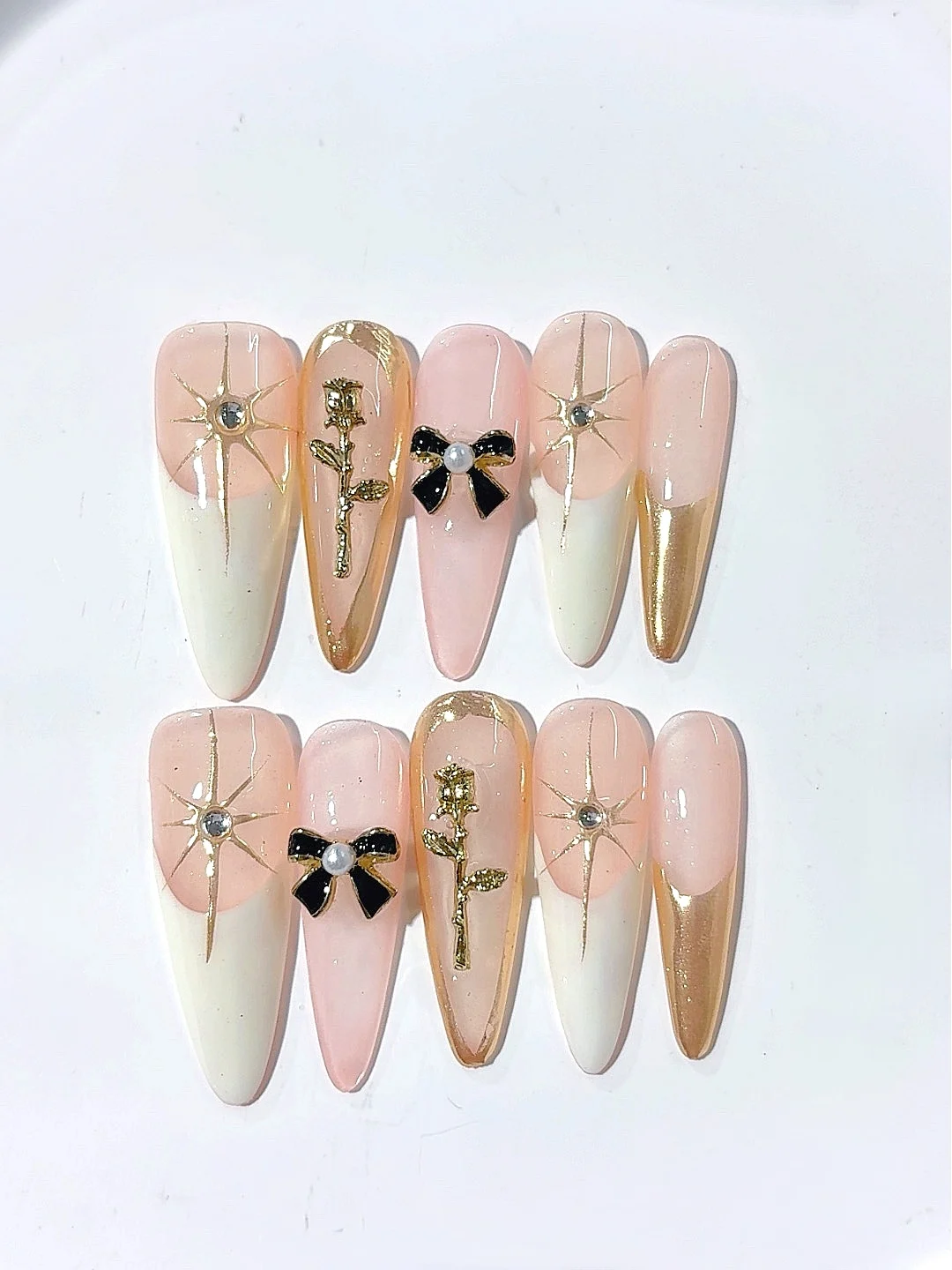 

Desert Rose Bowknot Whitening Exquisite Fashion Nail Art (K025)