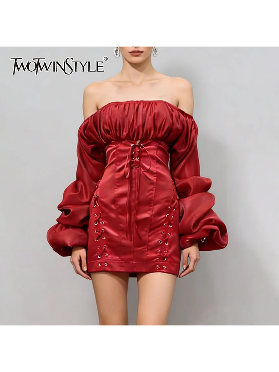 

Сексуальное облегающее мини-платье TWOTWINSTYLE с лямками, вырезом-лодочкой, длинными рукавами, пэчворком и драпировкой для женщин