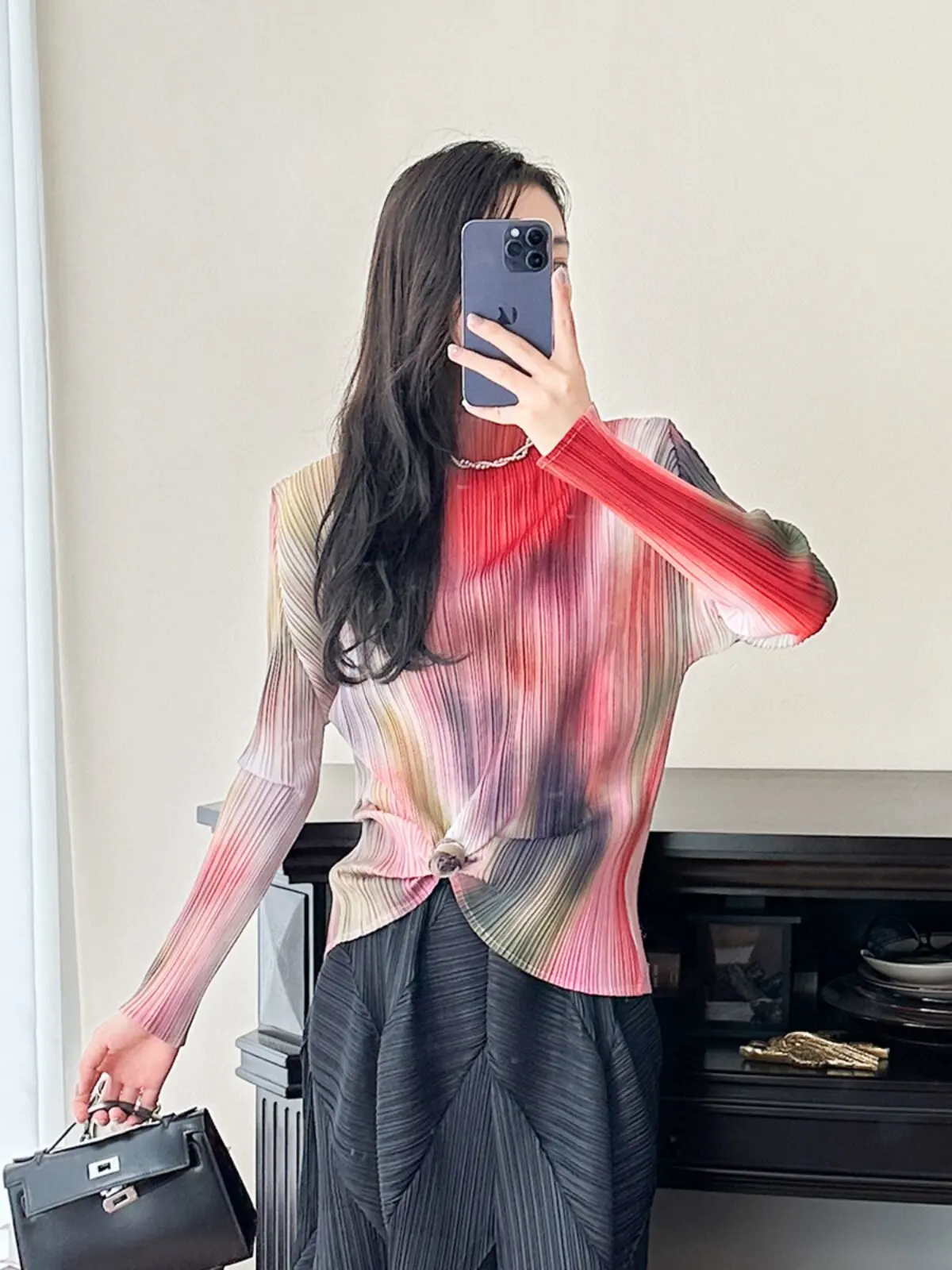 

Женская футболка с рисунком маслом в стиле ретро, с круглым вырезом и длинными рукавами, свободный плюс плиссированный принт, градиент цвета, элегантный женский топ