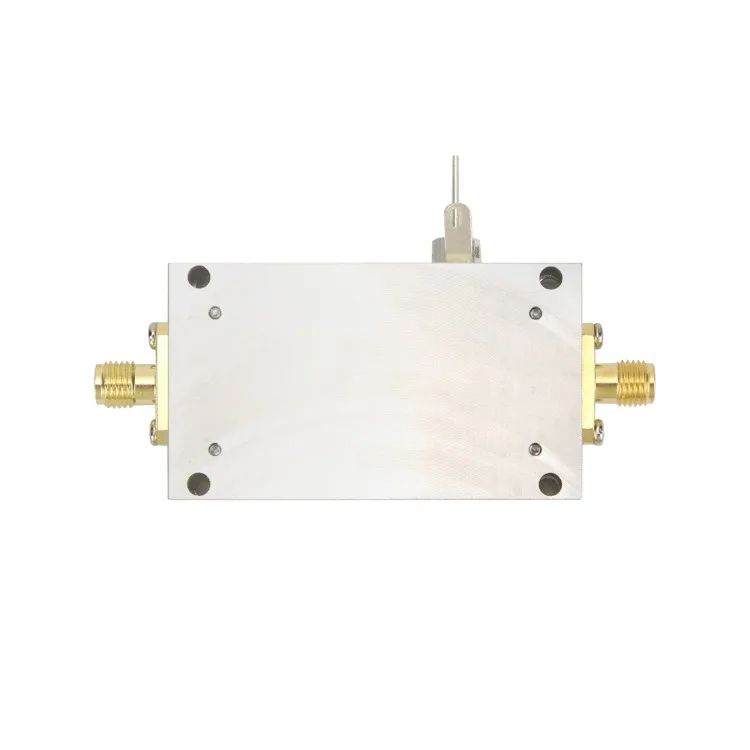Amplificatore ricevitore amplificatore a basso rumore da 0,5-6 GHz C-Band LNA Miglioramento della sensibilità 35DB Tipico