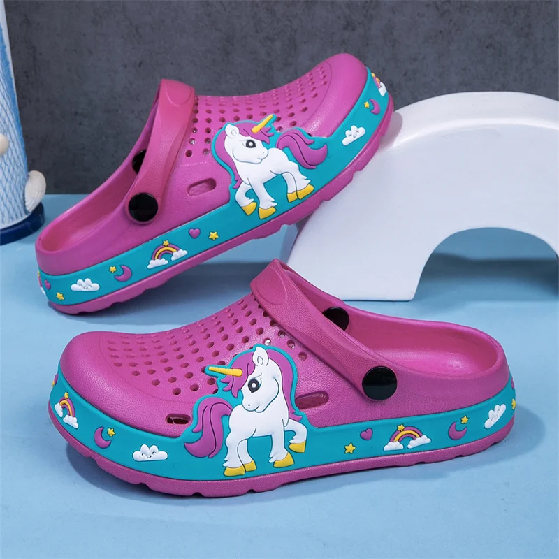 

New Design Children Slippers Baby Boy Clogs Cartoon Excavator Summer Beach Shoe Lightweight Comfortable Indoor Boy Shoes Slides