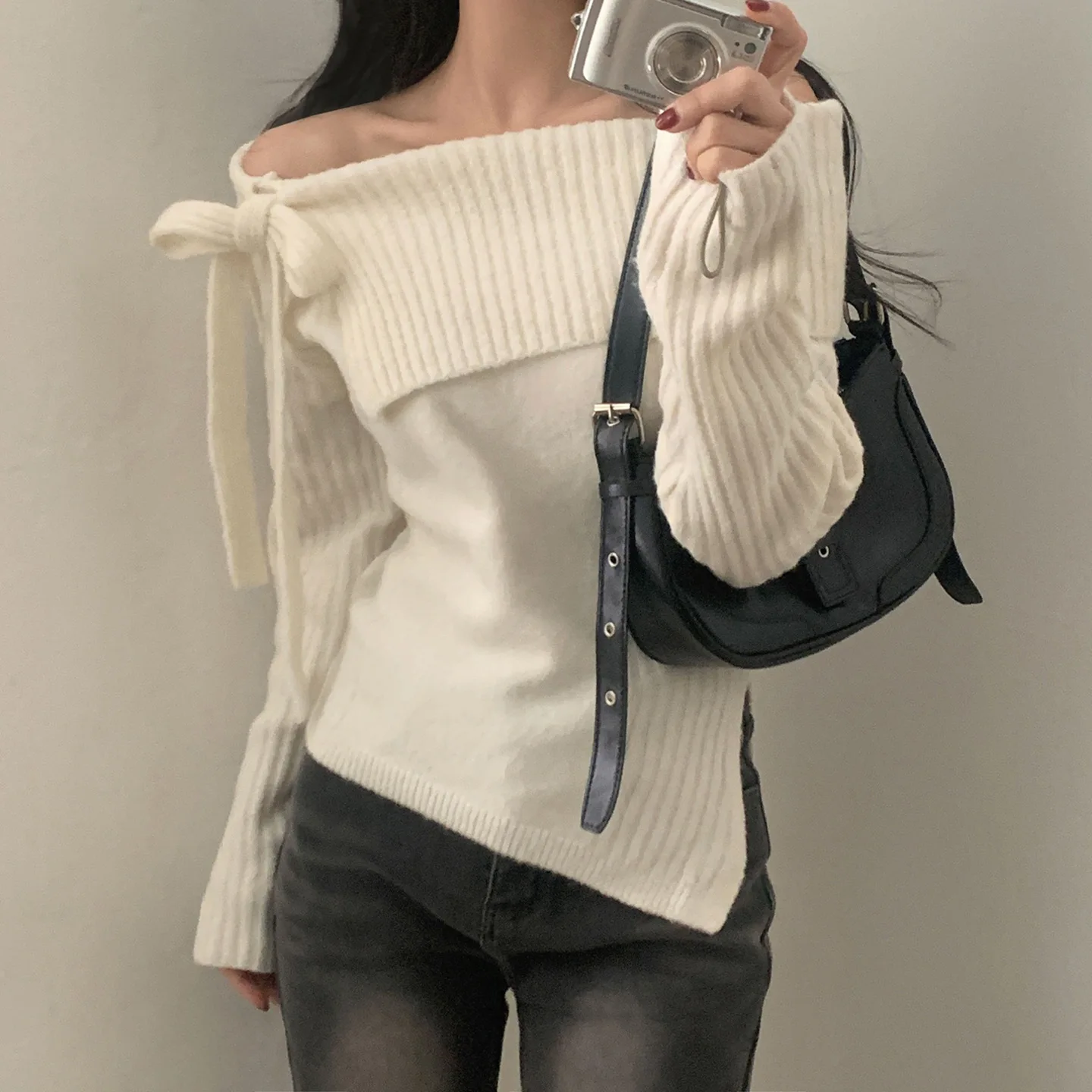 Slash neck lazy style lace up long sleeved autumn and winter slim fit T-shirt for women