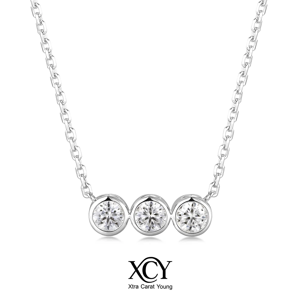 XCY Classic Three-Stone Round Cut Moissanite Necklace for Women 925 Silver Sparkling Diamond Chain Elegant Birthday Jewelry Gift