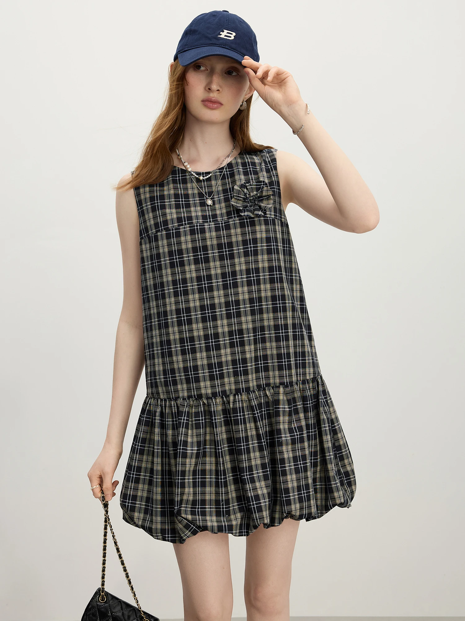 FSLE-vestido tridimensional a cuadros con brotes de flores para mujer, minivestido pequeño sin mangas de corte a, verano 2025, 25FS12393