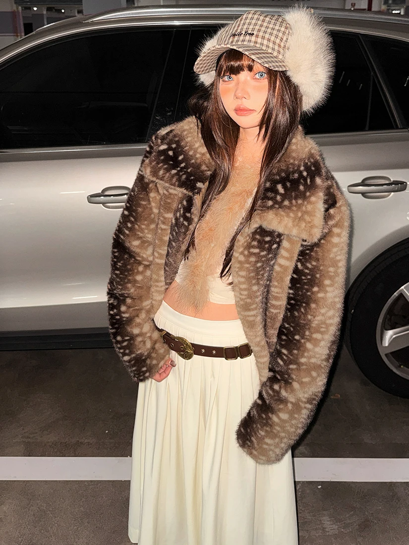 

Weird Puss Wild Charm Cool Sexy Girl Stand Collar Furry Warmth Outerwear Women Versatile Aosphere Top Trendy Polyester Coat