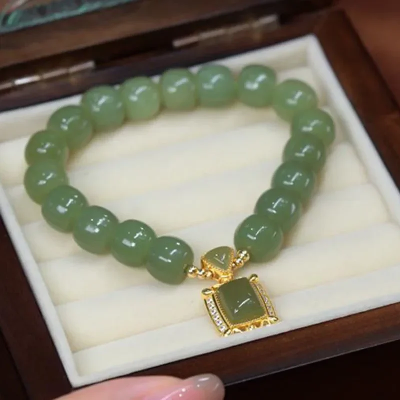 Green Imitation Jade Bracelets for Women Chinese Style Gold Rhinestone Trim Pendant Beaded Hand String Girls Luxury Jewelry Gift