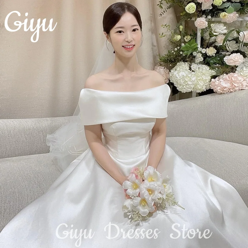

Giyu Elegant Off Shoulder Korea A-Line Wedding Dress 웨딩드레스 Satin Ivory Short Sleeve Simple Customized Bridal Gown Plus Size 2025