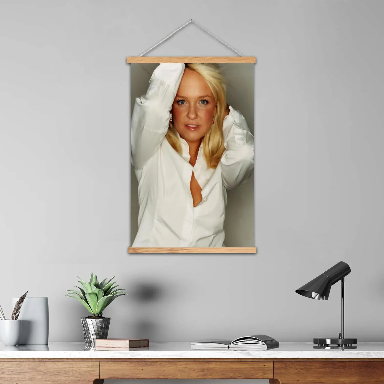 إيما بونتون مؤطرة جدار اللوحة قماش ملصق فني وفن جدران، ديكور غرفة نوم الأسرة الحديثة، الملصقات، اللوحة الزخرفية