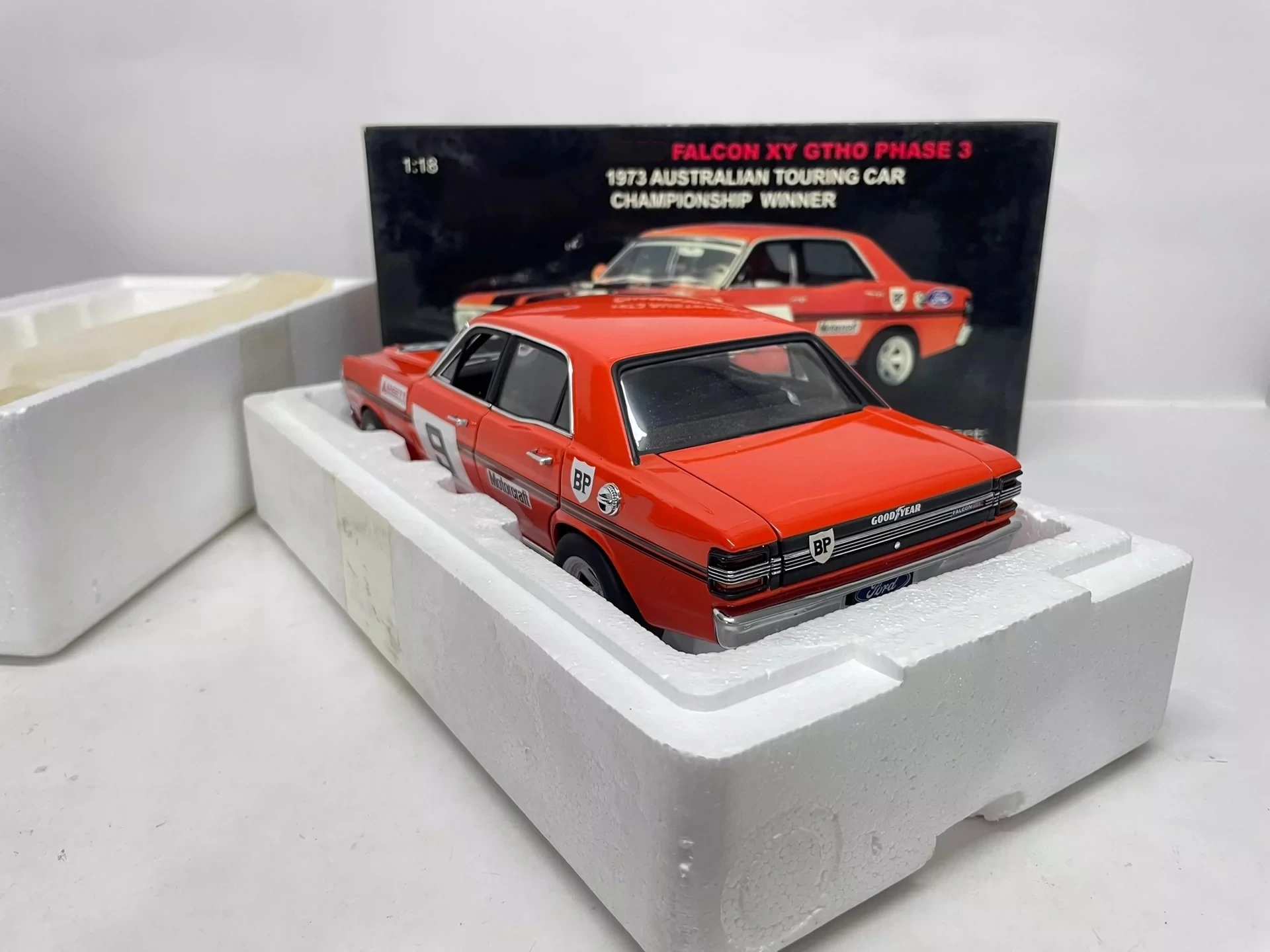 Autoart 1:18 Falcon XY GTXO 1973 #9 Simulation Limited Edition All Open Alloy Metal Static Car Model Toy Gift