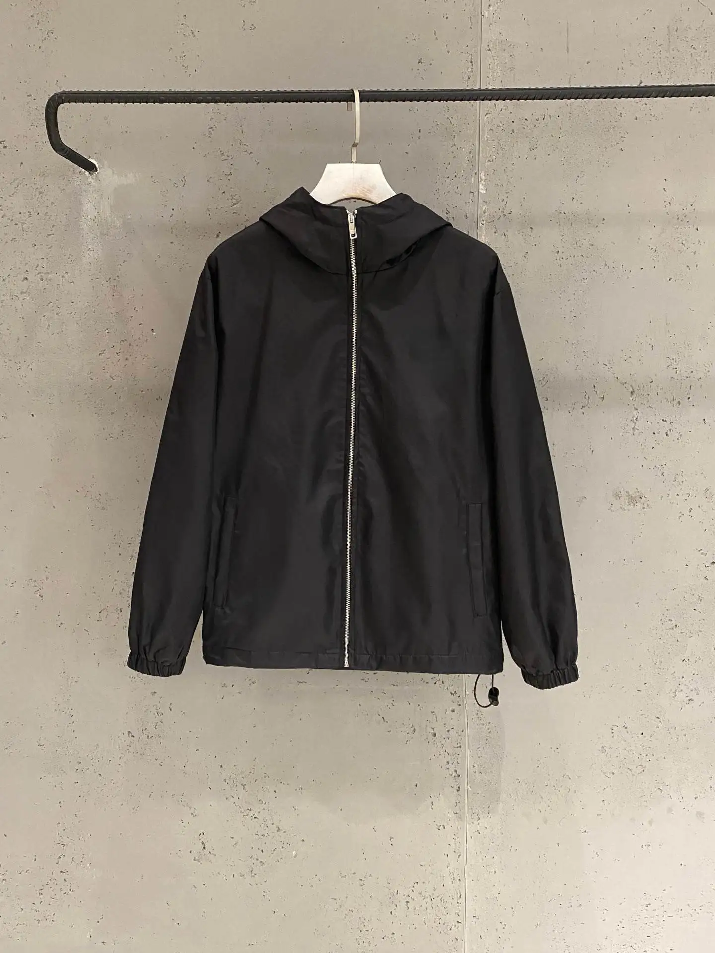 

Unisex Nylon Jacket with Hood, 2025 New Fashion Loose Fit All-match Outerwear, Must-have for Autumn