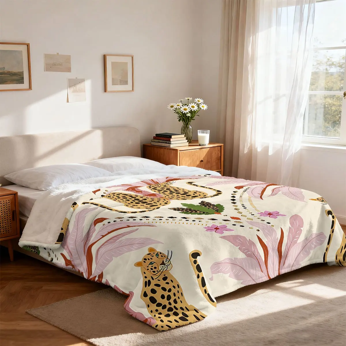 Chic Leopard Print Tropical Botanical Fleece Throw Blanket for Couch Home Decor Cozy Animal Print Aesthetic Gift Plush Throw