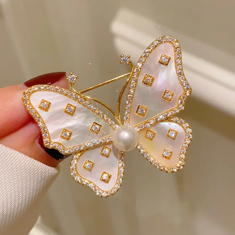 

Super-beautiful French High-end Natural Shell Micro-inlaid Zircon Butterfly Brooches for Women Elegant Corsage Suit Coat Pins