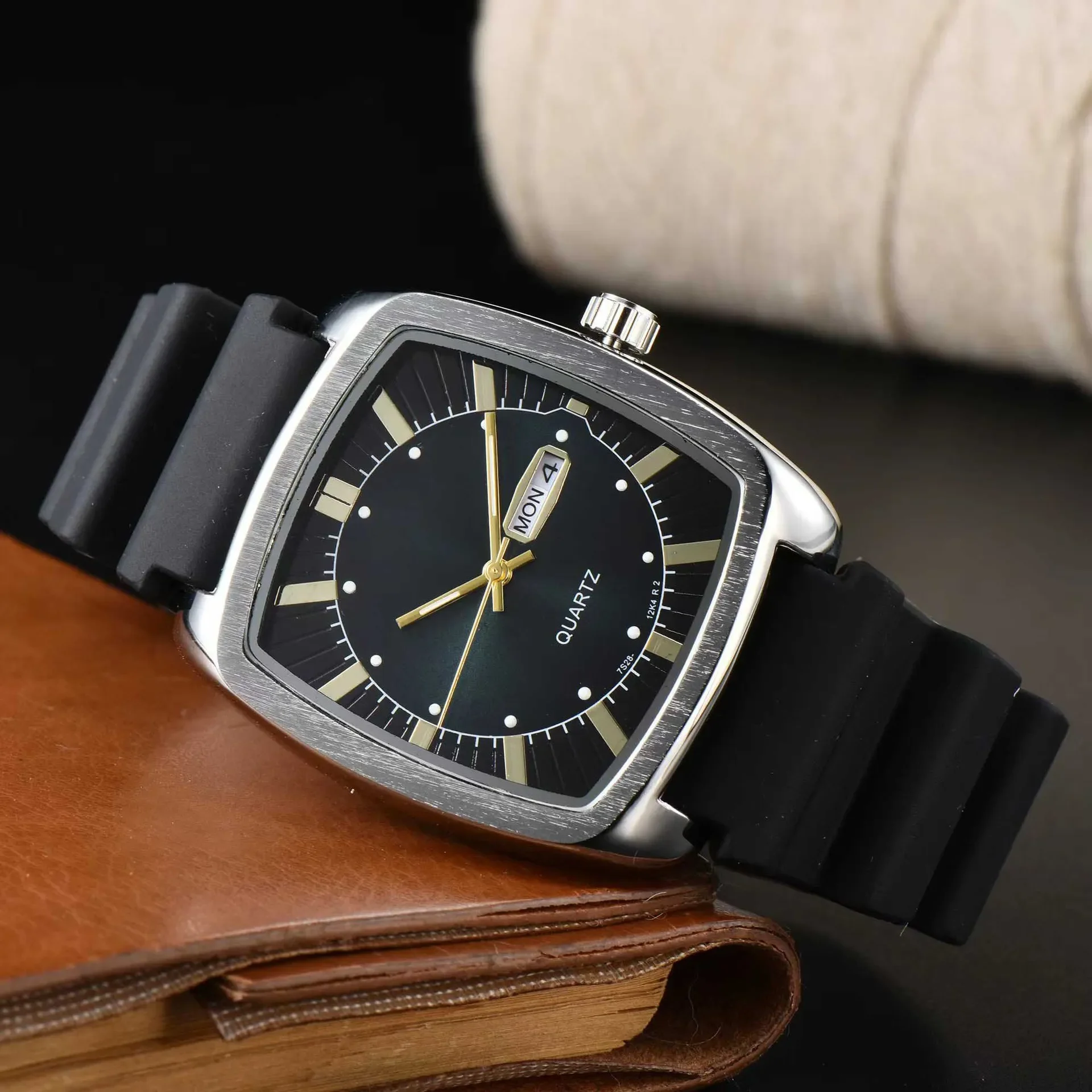 Men's Quartz Watch TV Series Japan Miyota Movement with 40.5mm Brushed Dial Day Date Function Leather Strap Waterproof 30M