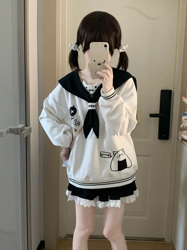 和風甘いかわいいネイビー襟プルオーバー秋の新女の子のかわいいプリントルーズ痩身カジュアルトップパーカートレーナー 2025