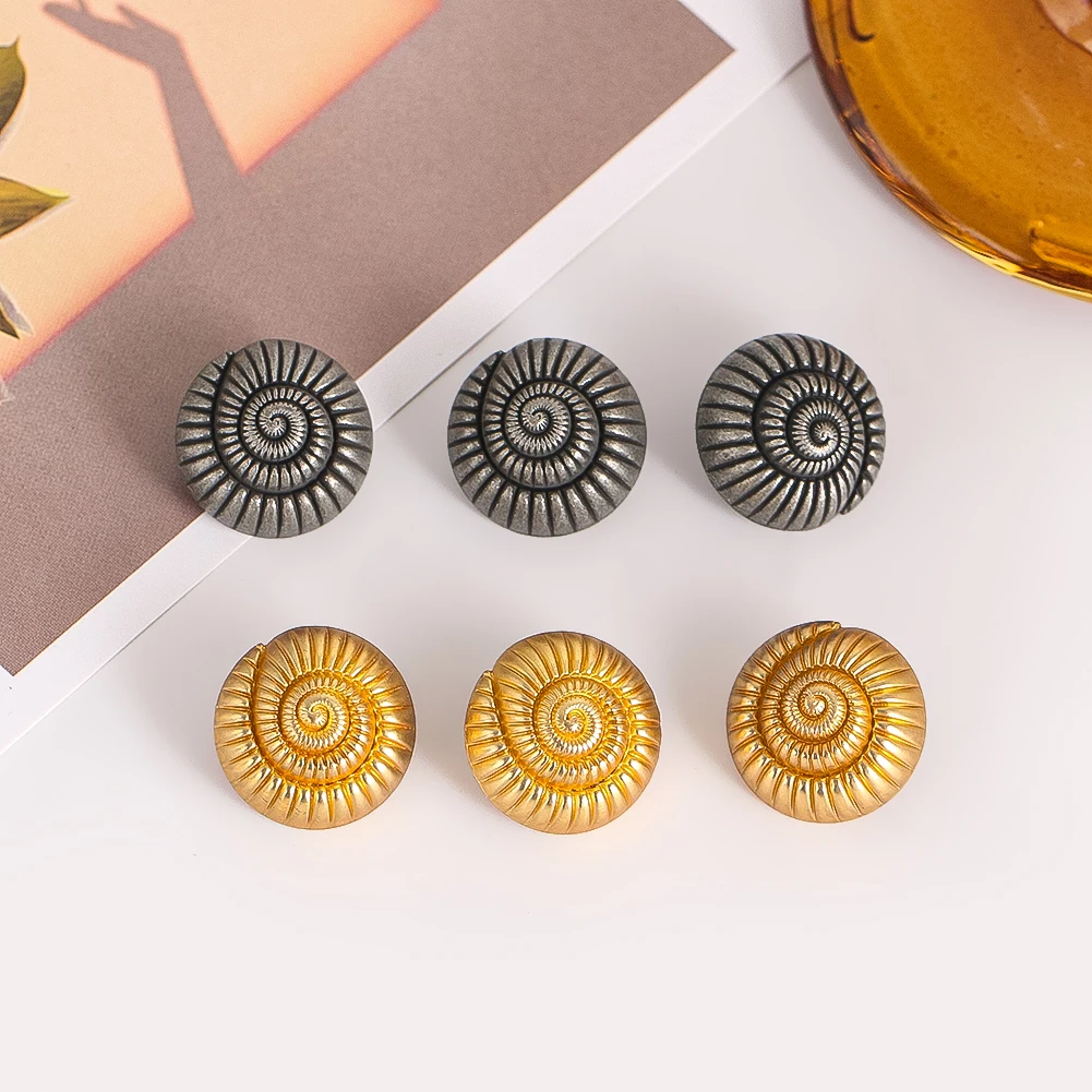 

5 Pieces of 18mm Zinc Alloy Seashell Buttons with Spiral Stripes for DIY Clothing Sewing Shirt Jacket Decorative Accessories