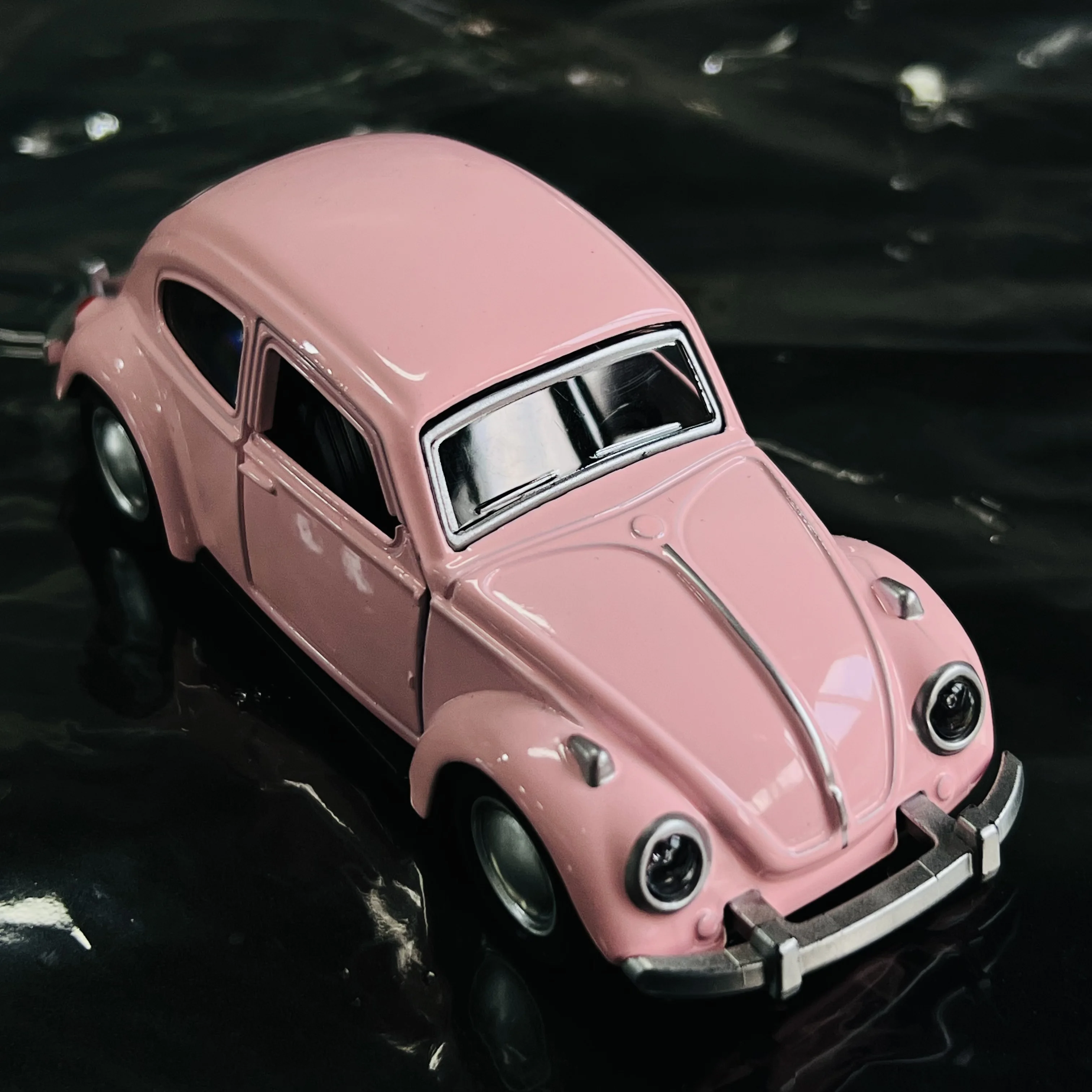 Simulation alloy vintage car door opening children\'s toy car cake decoration car ornament model