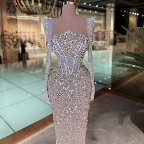 Luxurious Sweetheart Neckline Long-Sleeve Evening Gown Crystal Lace Long Dress Illusion Cocktail Dress Champagne Prom Dress