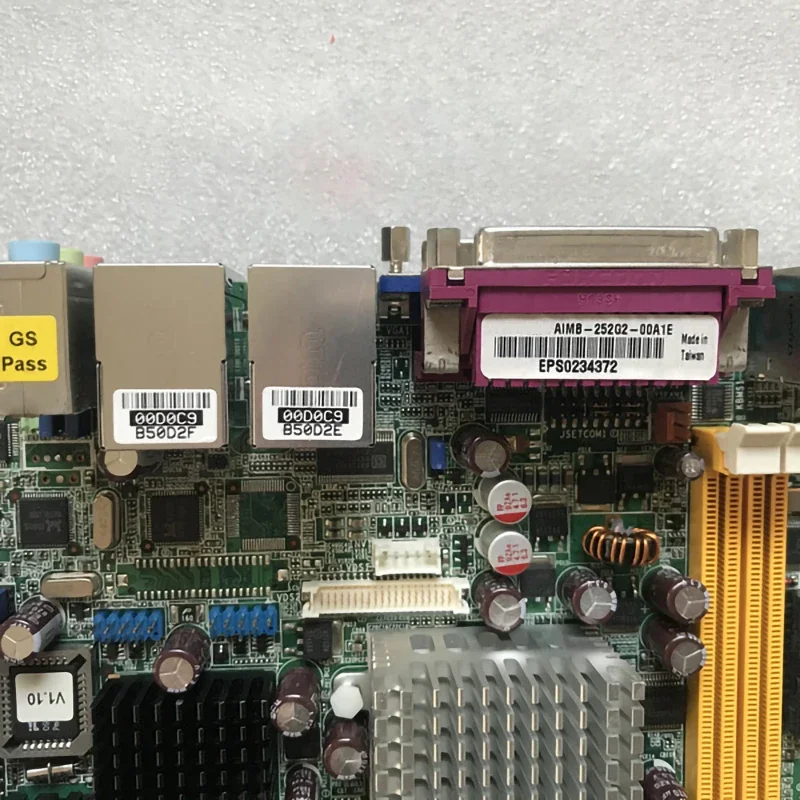 AIMB-252 AIMB-252G2 AIMB-252 REV.A1 para placa-mãe Advantech Industrial Mini-ITX suporta cartão CF com portas de rede duplas AIMB