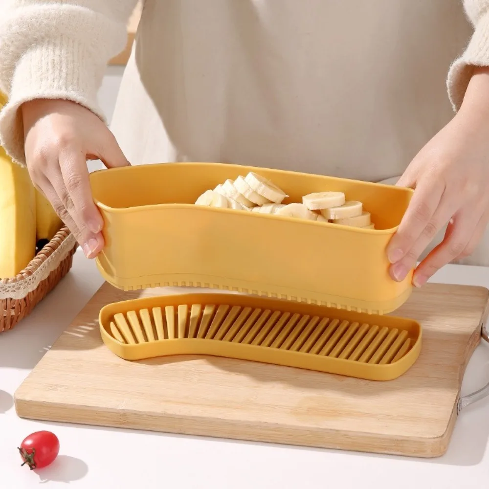 Portable Safe Banana Slicer Labor-saving Plastic Banana Cutter Slicer Manual .Easy to Clean Ham Sausage Cutter Cheese Gadgets